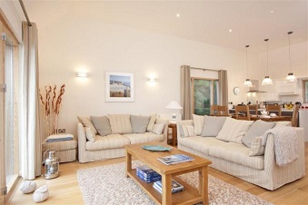 22 Talland Bay